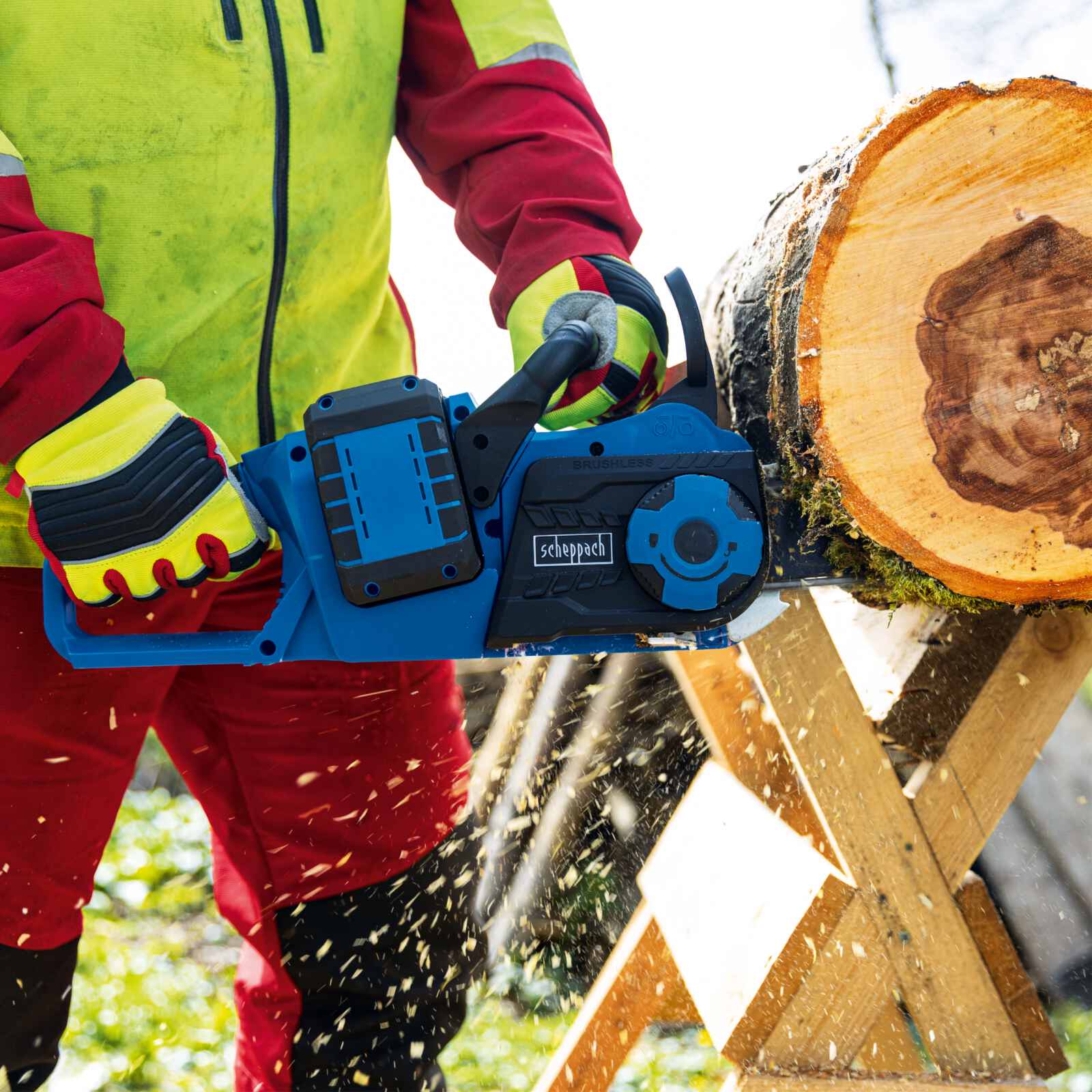 motosierra inalámbrica